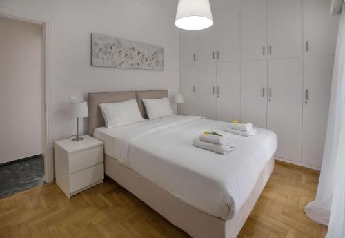Roomy and comfortable apartment near Acropolis by GHH
