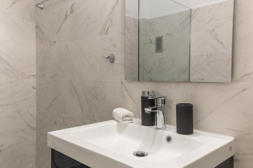 Acropolis Boutique Suite