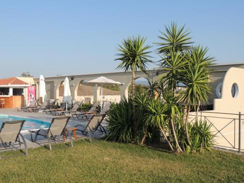 Bazén v ubytování Imerti Resort Hotel nebo v jeho okolí