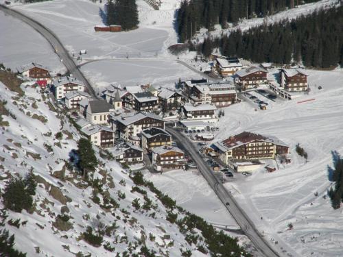 an aerial view of a town in the snow at Haus Margret in Sankt Leonhard im Pitztal