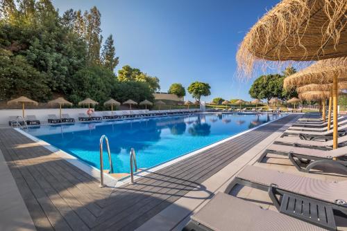 Piscine de l'établissement Barceló Montecastillo Golf ou située à proximité