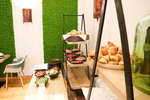 Jídlo v hotelu nebo okolí