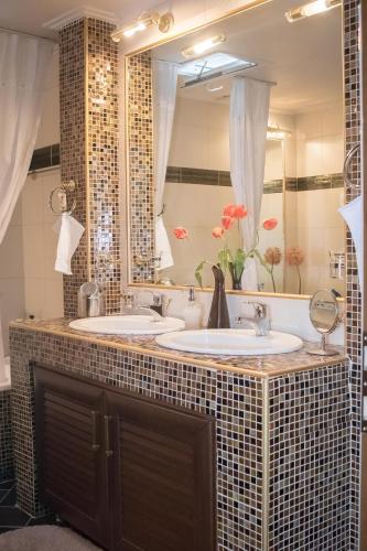 Luxury Family Villa Meteora