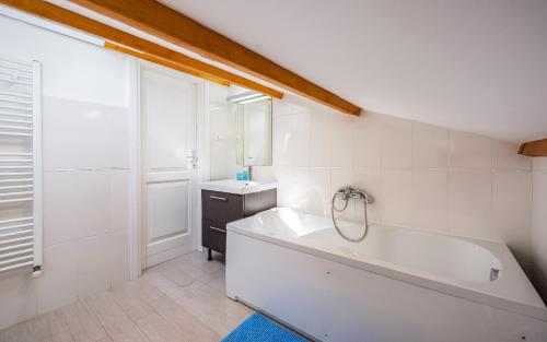 Koupelna v ubytování Apartment Lungomare