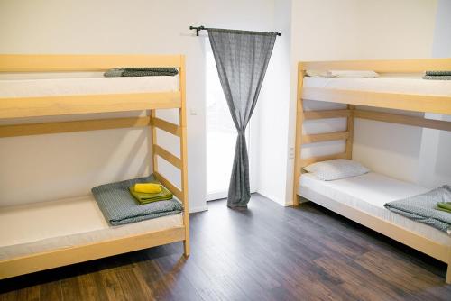 Gallery image of Wine Hill Hostel in Desinić