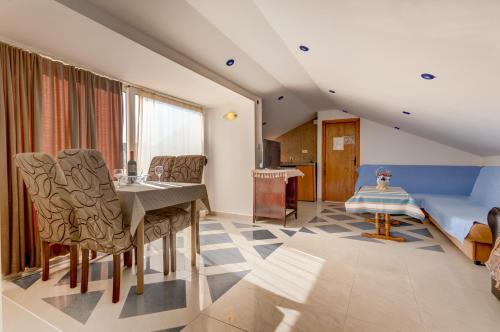Stars II Residence – Photos 2