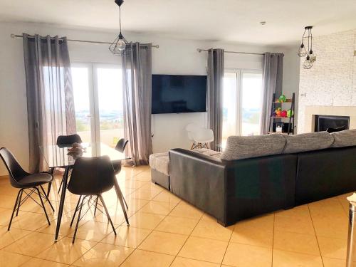 Imagen de la galería de The Hillhouse near Alexandroupolis (1st floor), en Alexandroupoli