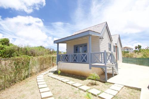  West Rock Villas -  Room  picture :   Tea/Coffee maker    Shower    Safety deposit box                           