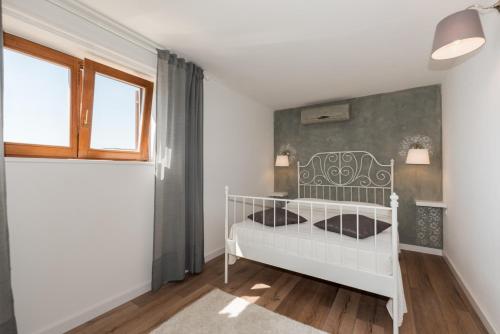 Luxury 1 Bedroom Apartment in Rabac