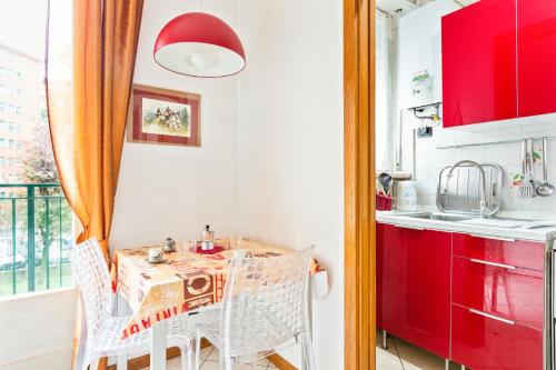 GuestHost - San Siro Stadium Garden Flat