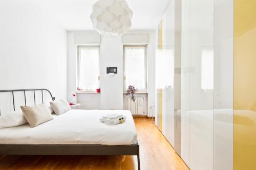 GuestHost - San Siro Stadium Garden Flat