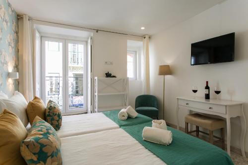 Suites Amália Guesthouse near Rossio Square