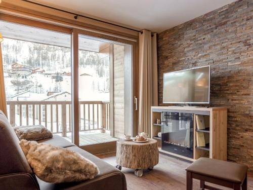 Apartment in a Chalet directly on ski slope