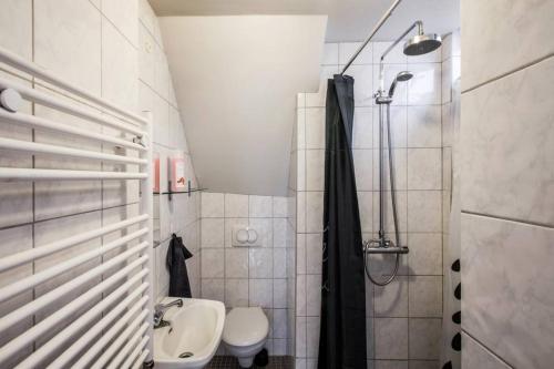 Vonios kambarys apgyvendinimo įstaigoje Stay Iceland apartments - B 22a