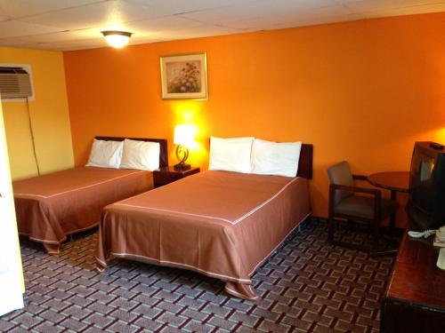 Φωτογραφία από το άλμπουμ του Red Carpet Inn Niagara Falls σε Καταρράκτες του Νιαγάρα