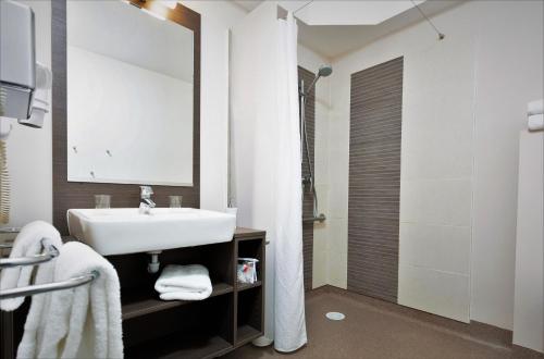Un baño de Forme-hotel & Spa Montpellier Sud-Est - Parc Expositions - Arena