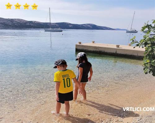 Φωτογραφία από το άλμπουμ του Apartments Vrtlici σε Stara Novalja