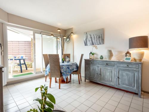 Photo de la galerie de l'établissement Studio Eden Plage by Interhome, à Penthièvre