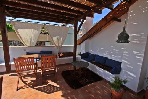 Posezení v ubytování Kalkan Turk Evi