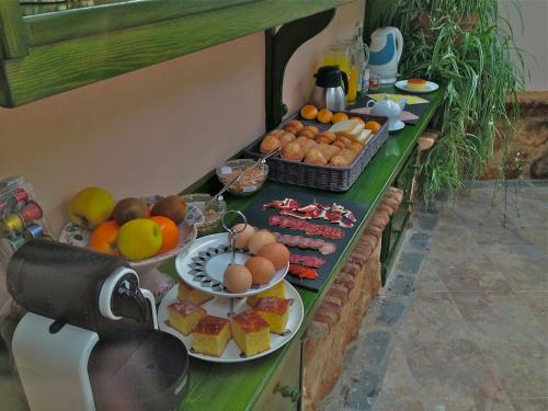 Mad på landstedet eller i nærheden