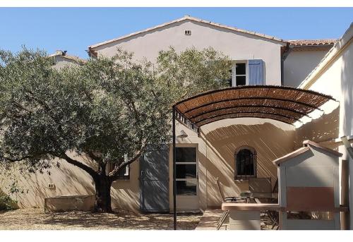 Gîtes du Cigalon et de la Montagnette