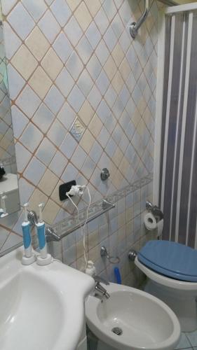 Ένα μπάνιο στο Appartamenti Siculiana