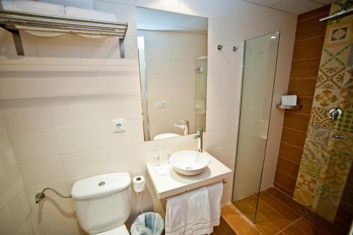 Koupelna v ubytování Hostal Marenostrum
