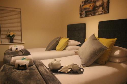 Χώρος καθιστικού στο StayNEC Moat House Birmingham - For Company, Contractor and Leisure Stays - NEC, HS2, JLR, Airport
