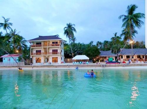 Gallery image of Tropical Fun Ta Sea Rentals in Siquijor