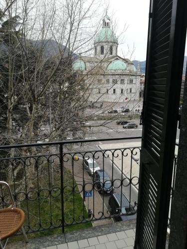 Gallery image of Gira Guest House in Como