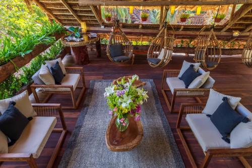 Posezení v ubytování Kanan Tulum Treehouse, Rooftop, Beach Club & Spa - Adults Only