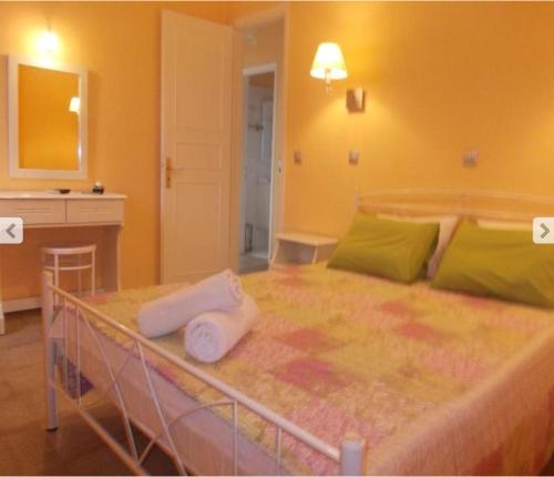 Postel nebo postele na pokoji v ubytování Liza Vacation House