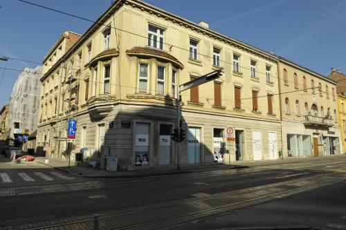 Art Gallery Dalmatinska