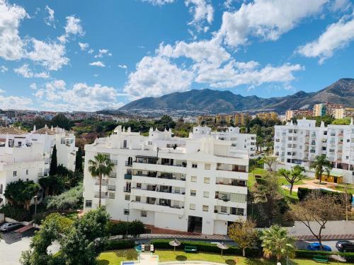 Benalmadena Costa, Estudio Las Naciones