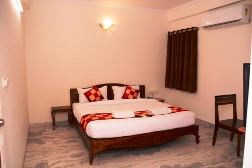 En eller flere senger på et rom på Hotel Sugandh Retreat Jaipur