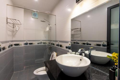 Phòng tắm tại Kim Phu Villa Hoi An