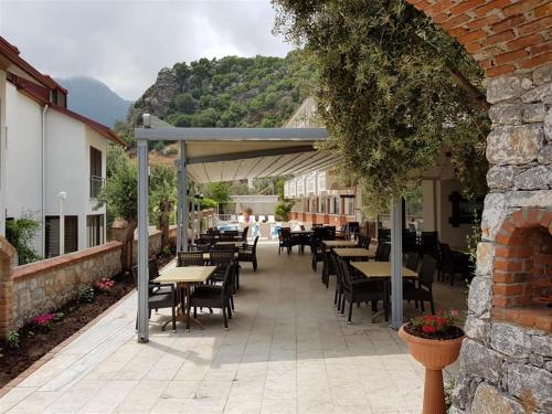 Γενική θέα στο βουνό ή θέα στο βουνό από  αυτό το ξενοδοχείο διαμερισμάτων