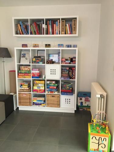Tatil evindeki kütüphane