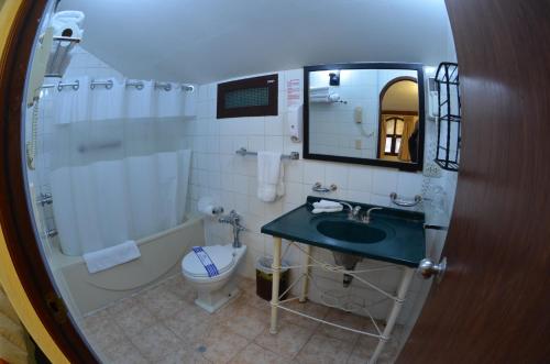 Ванная комната в Royal Inka II