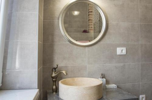 Bossa Studio Apartments