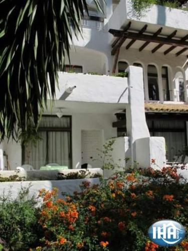 Urb. La Alcazaba, Puerto Banus / Marbella photo 13
