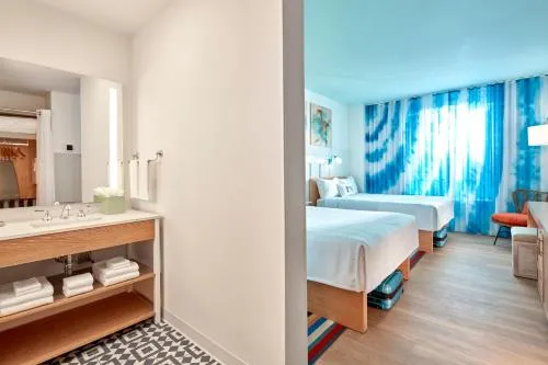 Universal's Endless Summer Resort - Surfside Inn and Suites photo 12