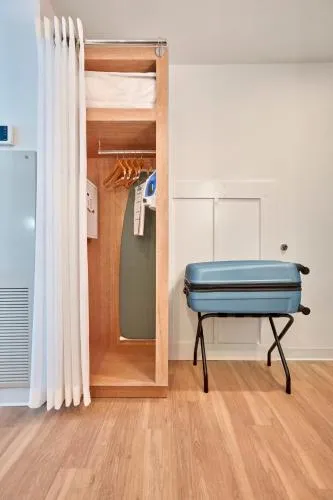Universal's Endless Summer Resort - Surfside Inn and Suites photo 14