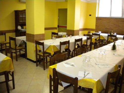 
A restaurant or other place to eat at Serafino Liguria Hotel
