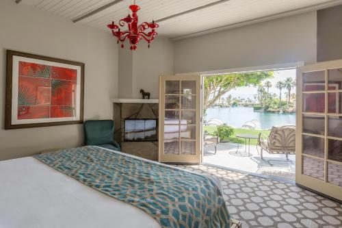 Gallery image of The Chateau at Lake La Quinta in La Quinta