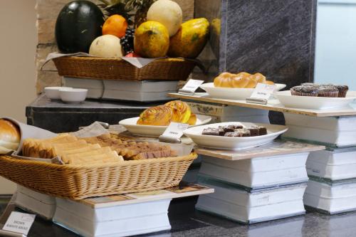 Mâncare la sau în apropiere de acest hotel