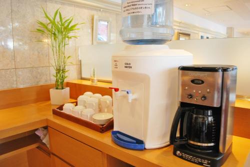 Принадлежности для чая и кофе в Hotel Yokosuka