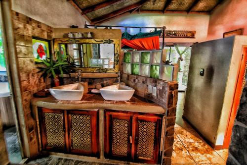 Gallery image of Waterfall Villas in Dominical