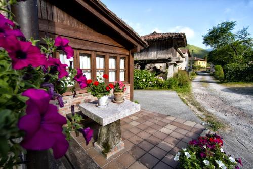 Φωτογραφία από το άλμπουμ του Hotel Rural El Caserón σε Soto de Cangas