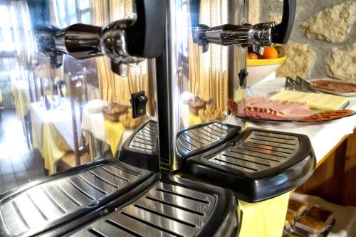 Kuchyň nebo kuchyňský kout v ubytování Hotel Rural El Caserón